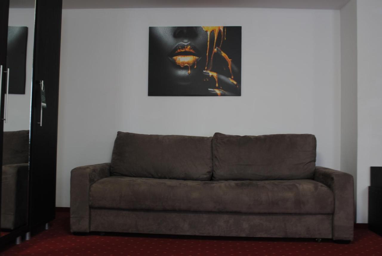 Hotel Corona Drobeta Turnu Severin Exterior photo